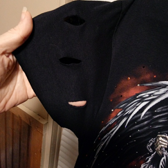 🆕Rhinestone Skull Tee - Picture 8 of 8